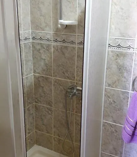 Brvnara Jovicic 度假居 *